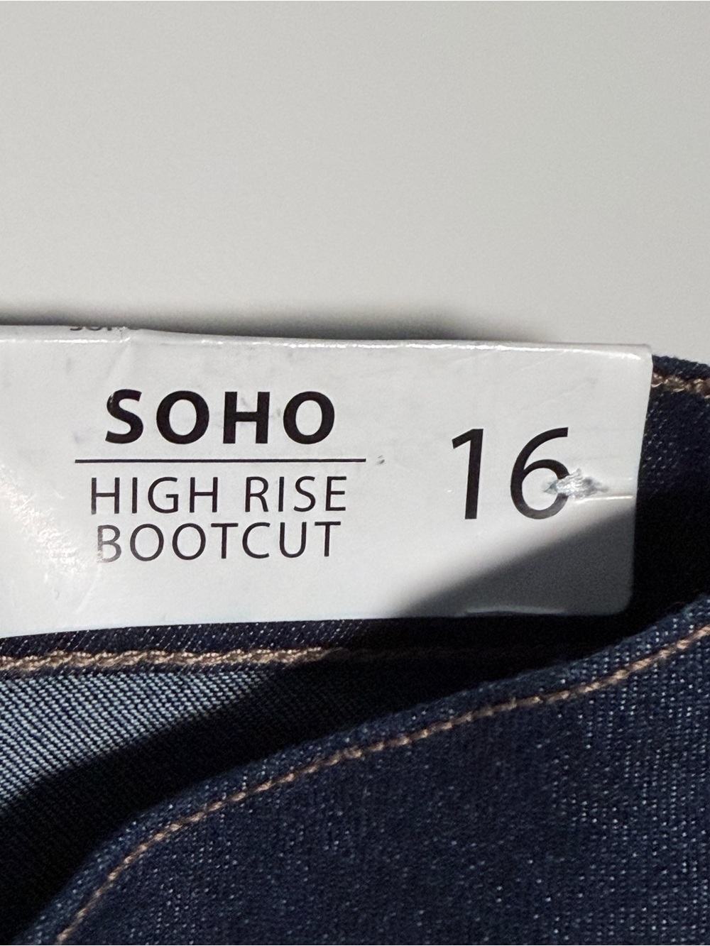 Nicole Miller Women’s Boot Cut Jeans in Dark Indigo - Picture 6 of 13